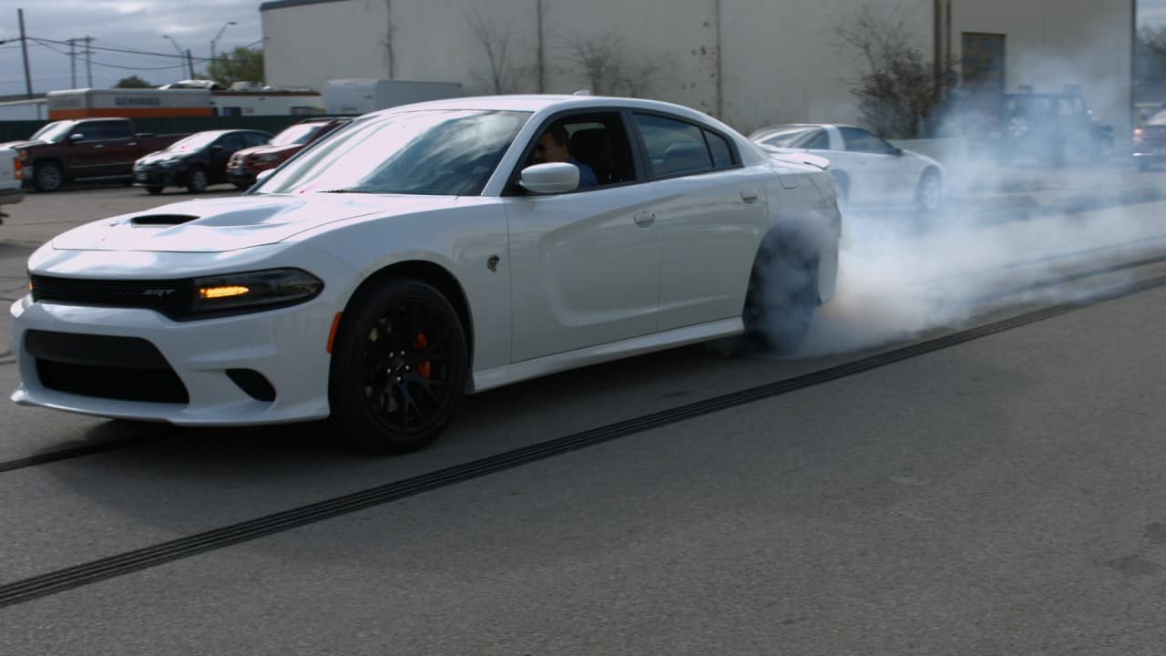 Holy Hellcat Watch Our 2015 Dodge Charger Srt Burnout 9328