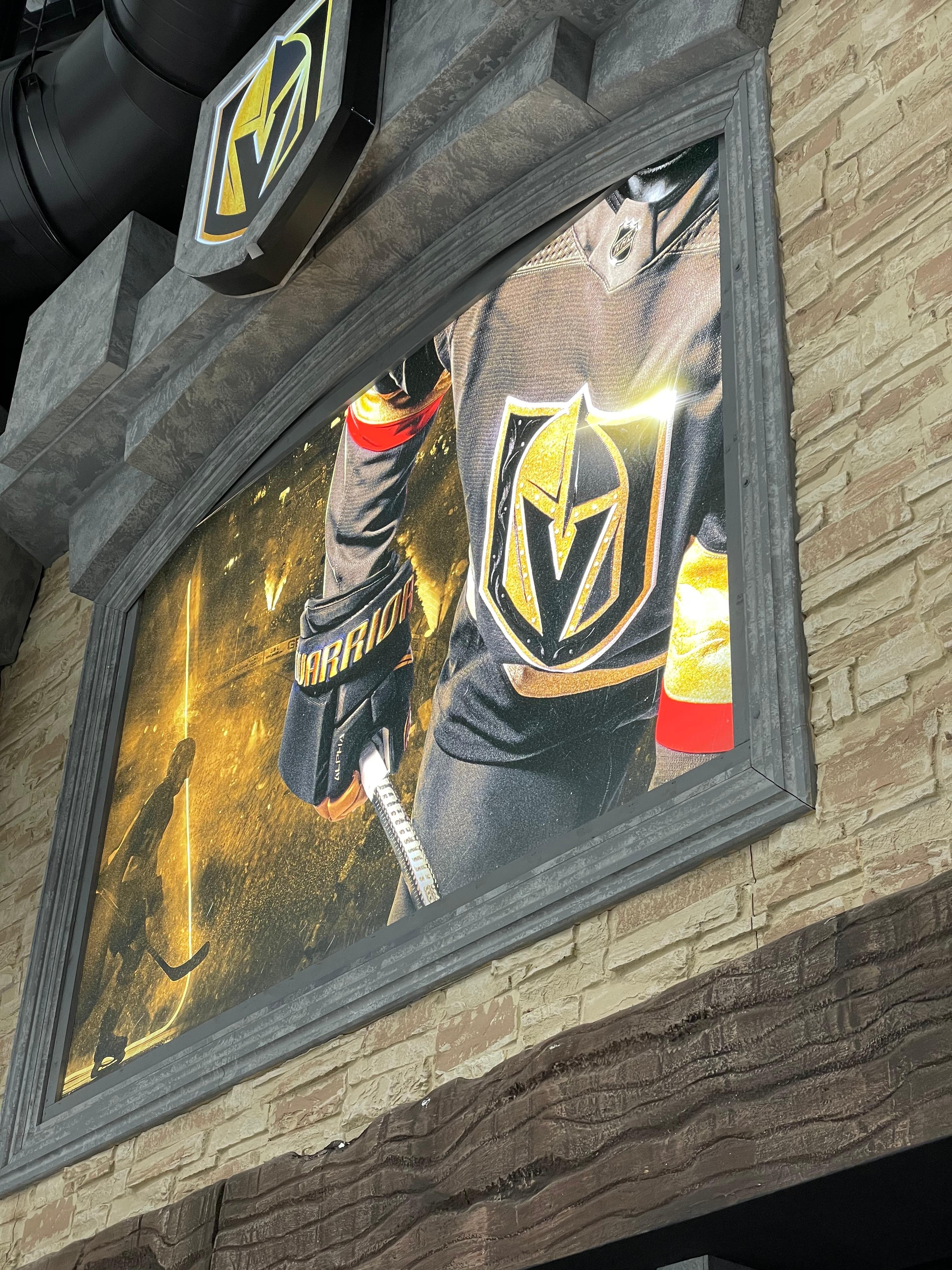 golden knights, large format, SEG graphic, grand format, installation.