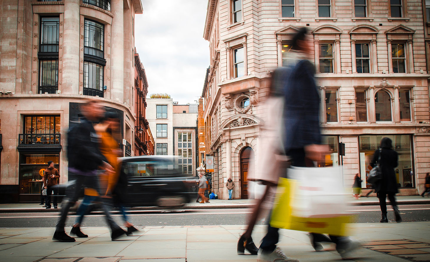 Almost Half of UK Fashion Retailers Admit Major Pricing Blunders Almost Half of UK Fashion Retailers Admit Major Pricing Blunders
