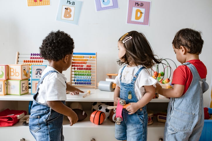 Under- and Over-diagnosis of ASD: Do Race and Social Class Matter?