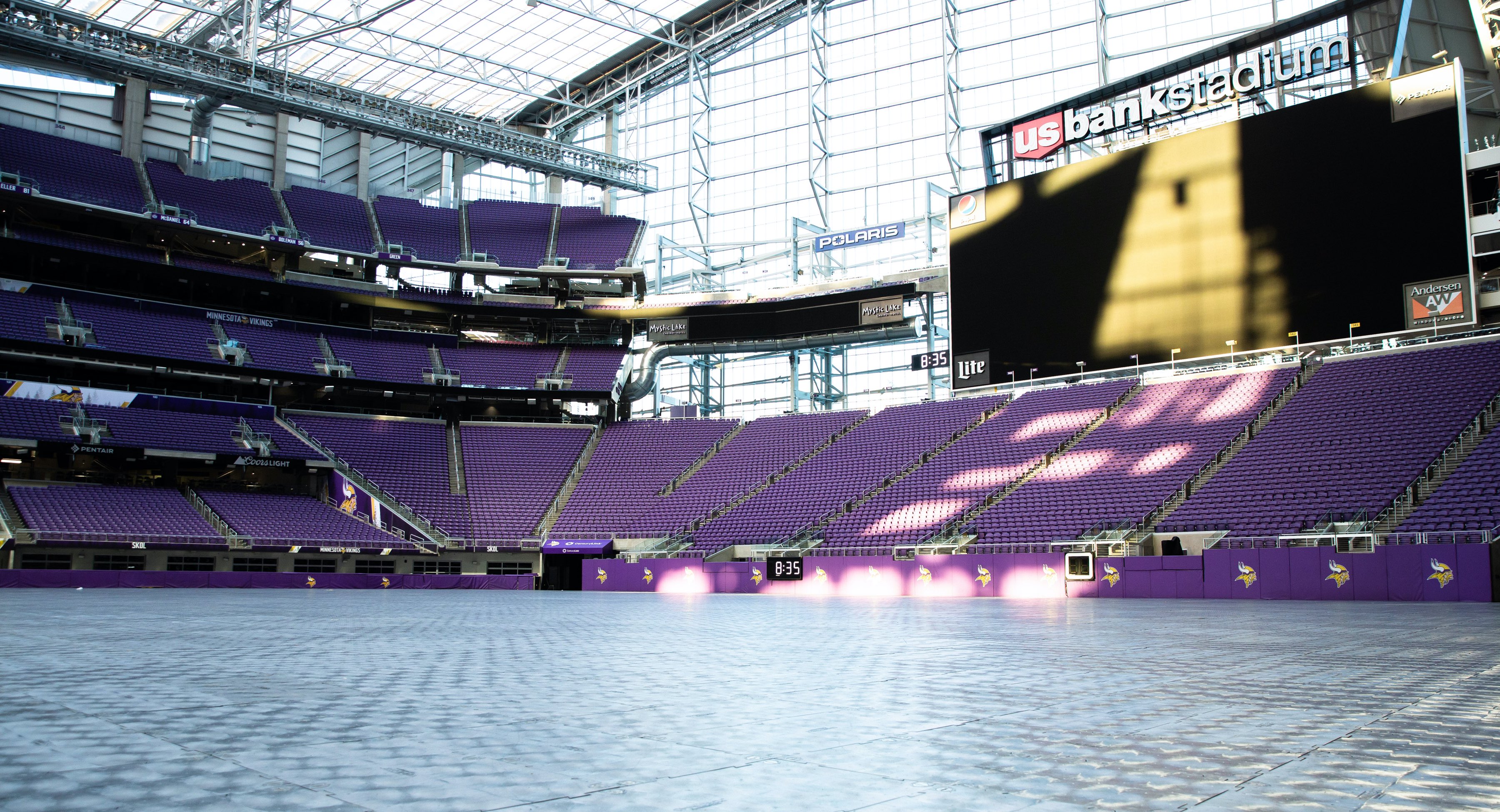 Absence of fans inside, outside U.S. Bank Stadium makes for eerily