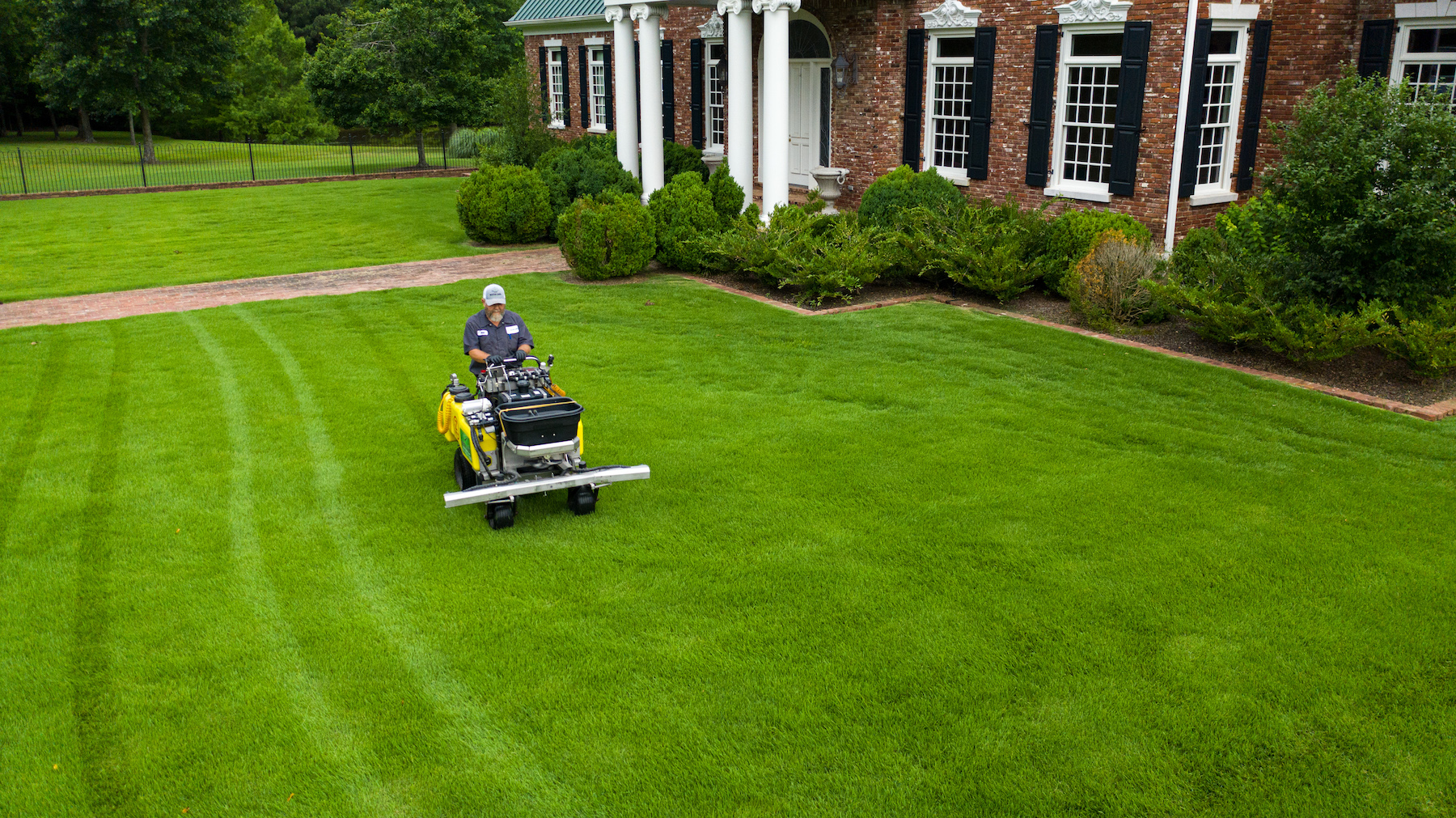 Lawn Care Technician Jobs in Olive Branch, MS: Finding The Right Place to  Work