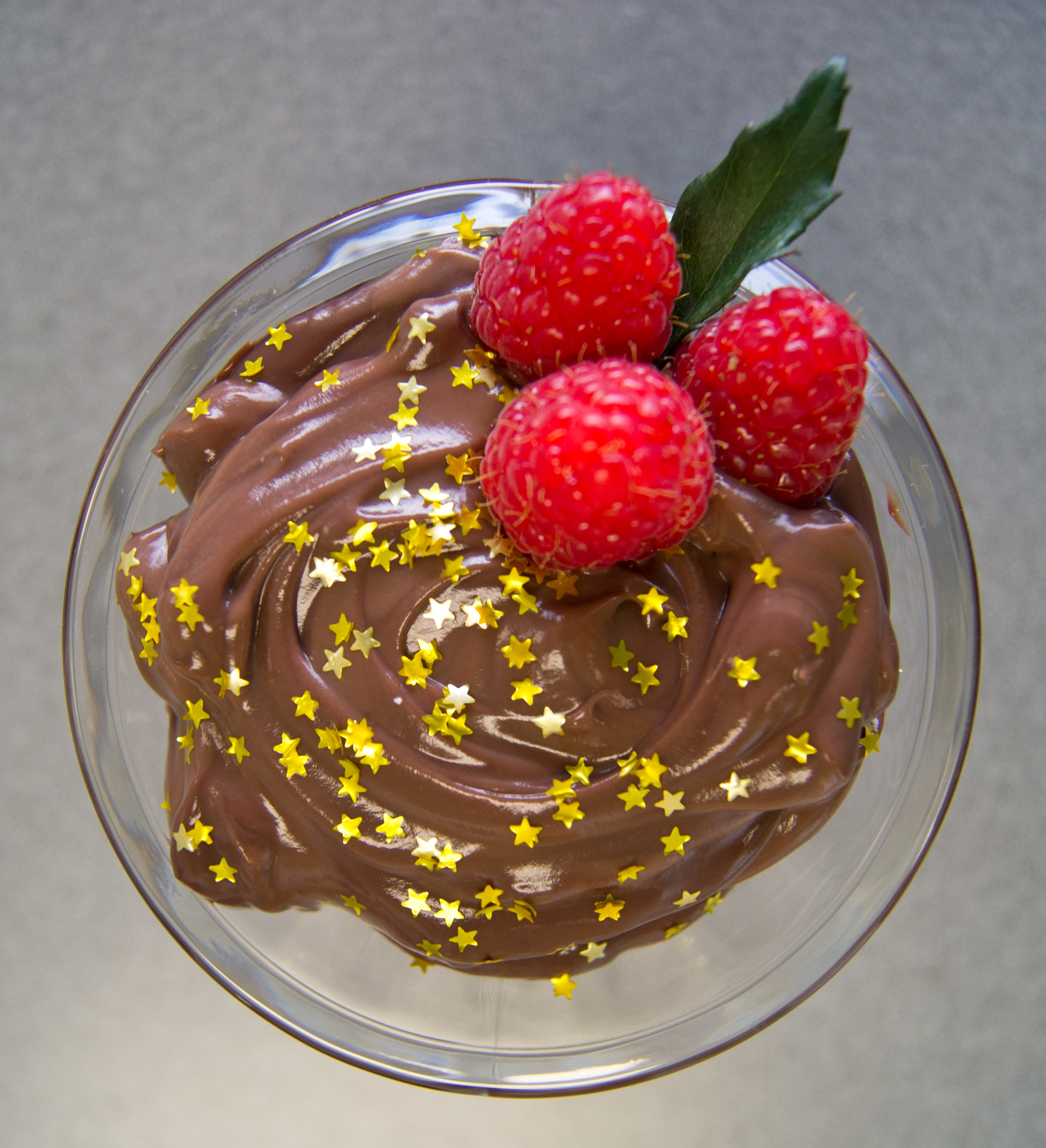 Chocolate pudding with gold star edible glitter