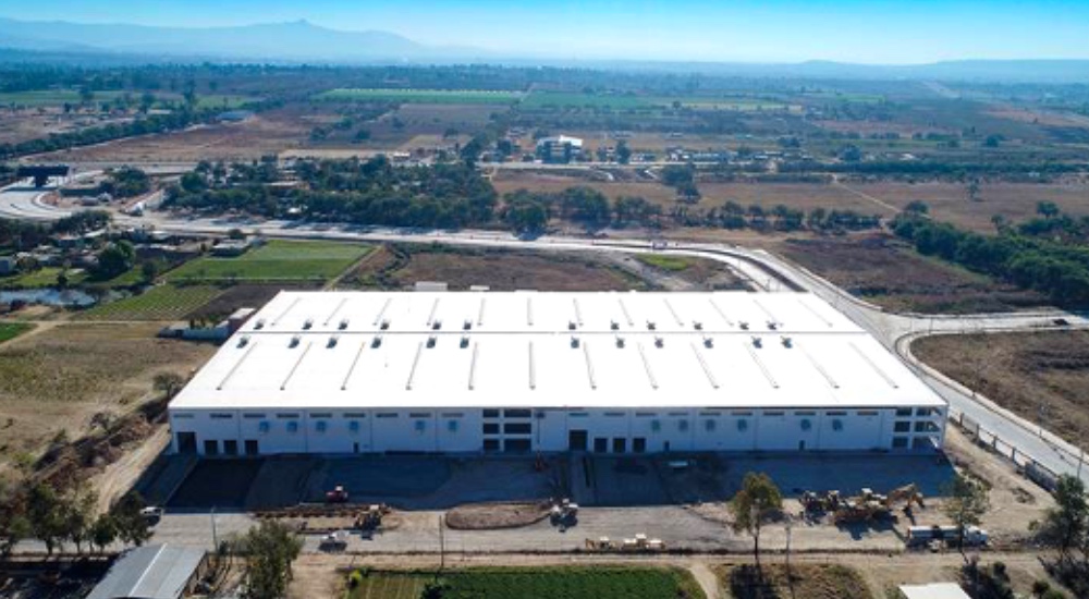 Frontier Industrial nearshoring factores de inversion