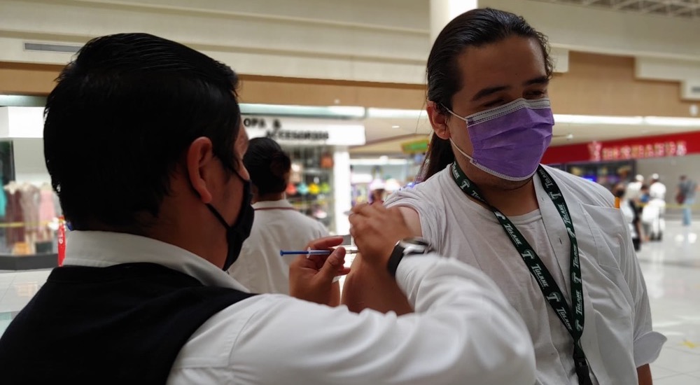 Frontier vacunación Tijuana zona fronteriza