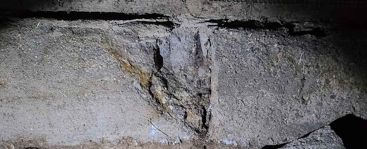 What is Concrete Spalling (Causes, Prevention, Treatment)