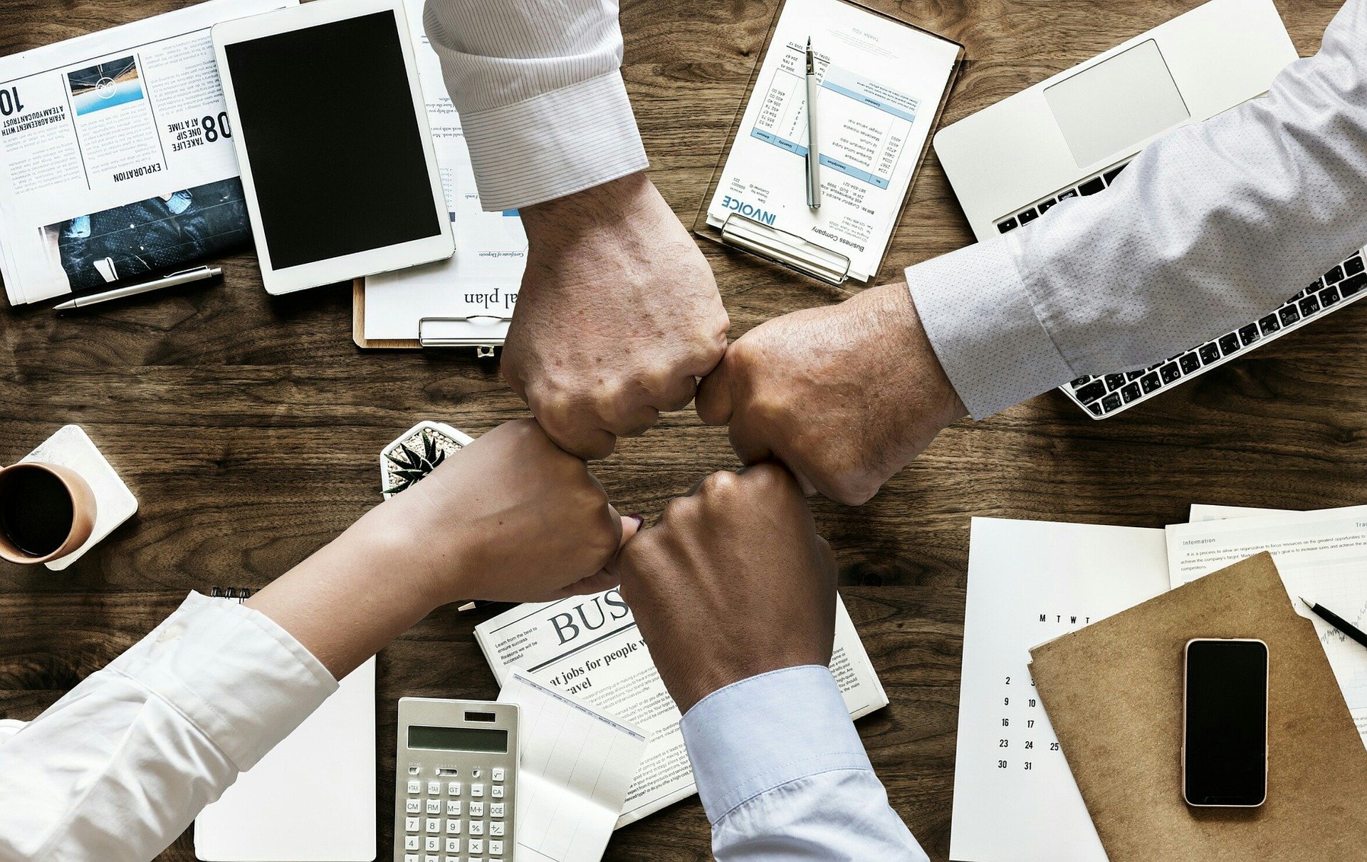 administracion-de-empresas-cuanto-gana-cescijuc-2